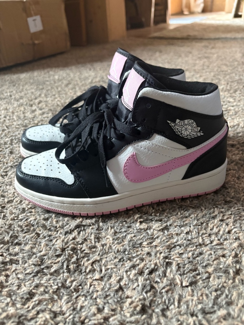 Jordan Air Jordan 1 Mid Women’s Sneakers - White, Black & Pink